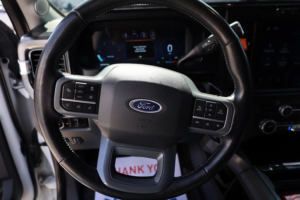 Used 2023 Ford F250 Lariat w/ Lariat Ultimate Package AWD/4WD image 13