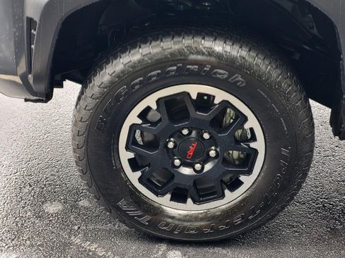Used 2024 Toyota Tacoma TRD Off-Road AWD/4WD image 8