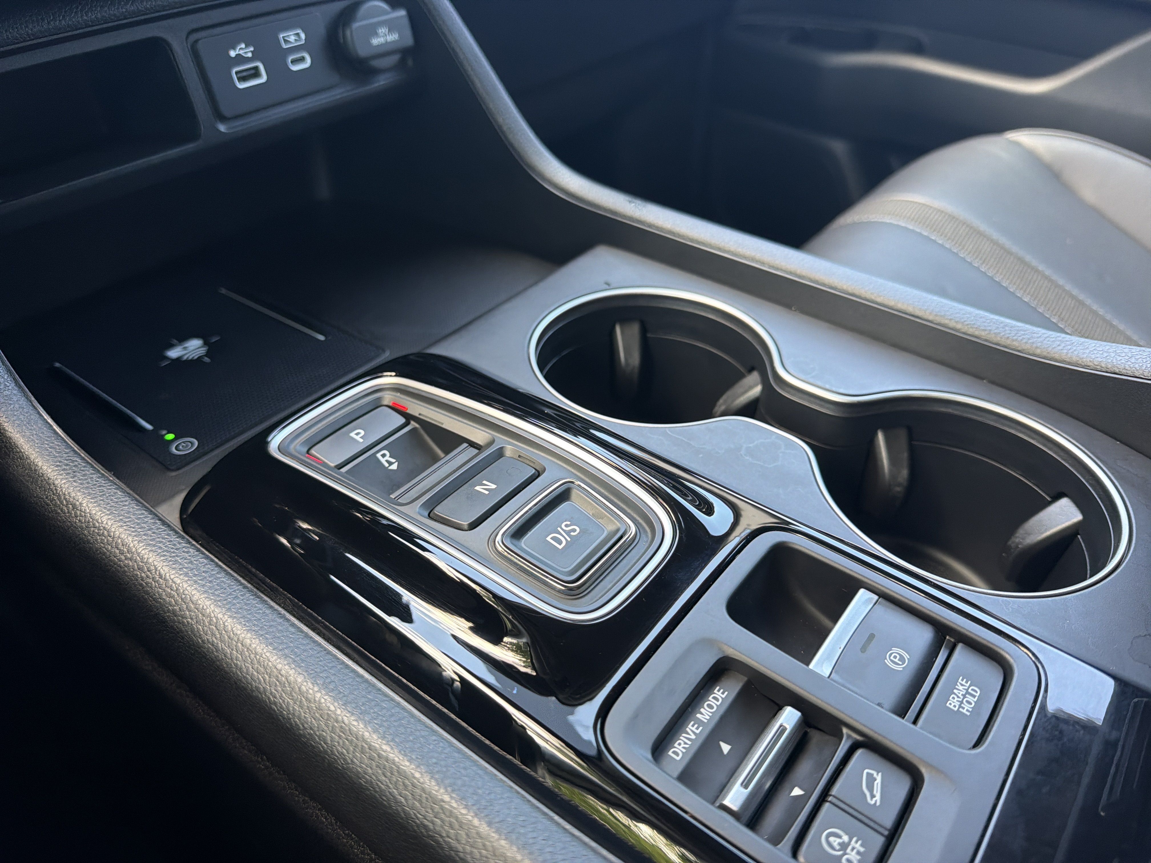 Used 2025 Honda Pilot EX-L image 16
