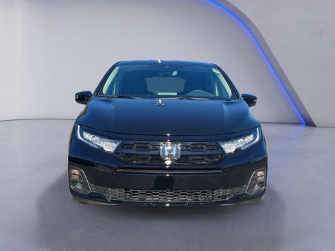 New 2026 Honda Odyssey Touring image 7