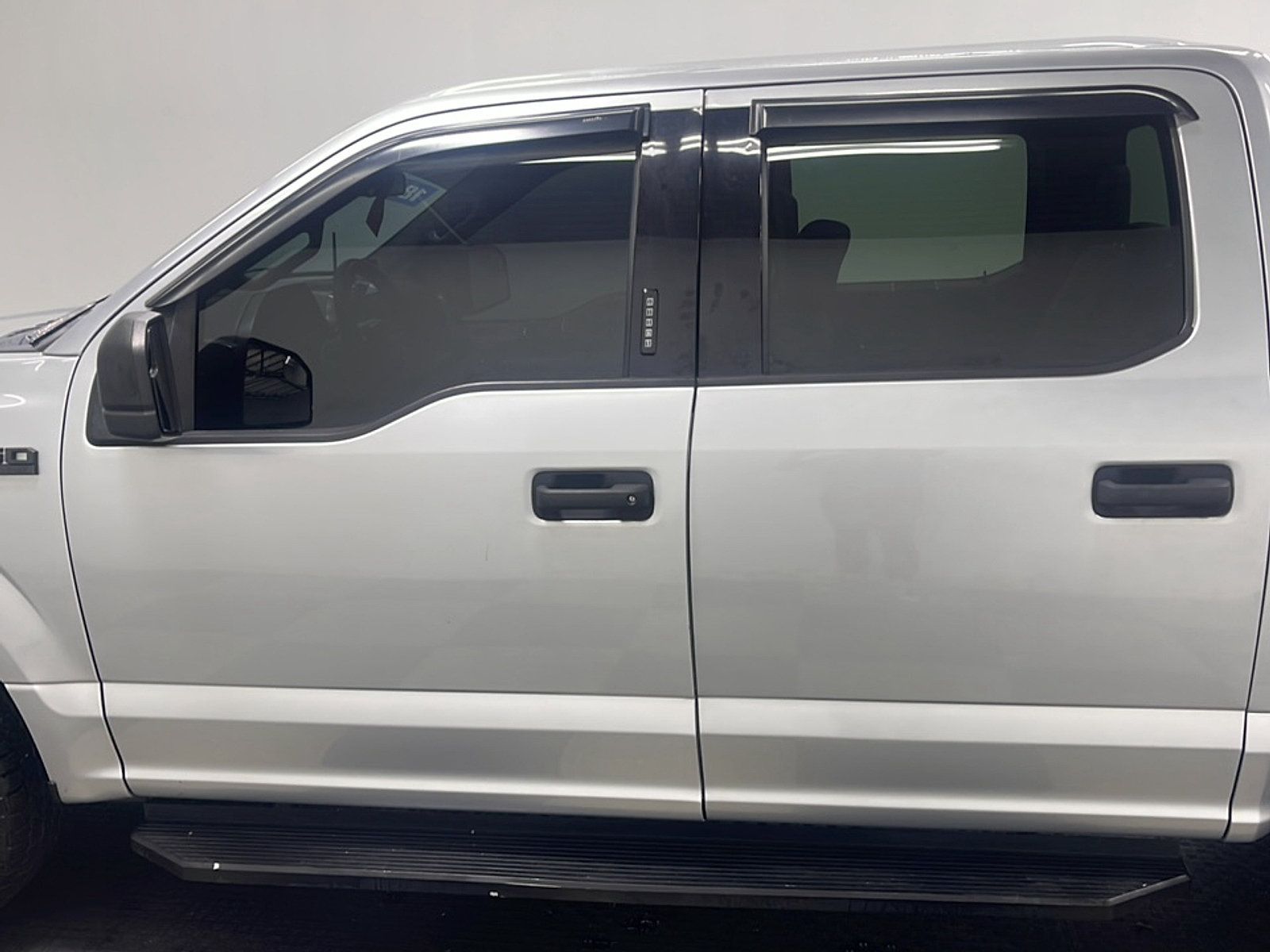 Used 2018 Ford F150 XLT AWD/4WD image 14