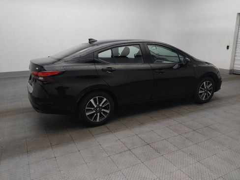 Used 2021 Nissan Versa SV FWD image 10