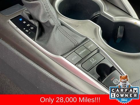 Used 2023 Toyota Camry XLE image 23