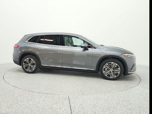 Used 2023 Mercedes-Benz EQS 450+ SUV image 4