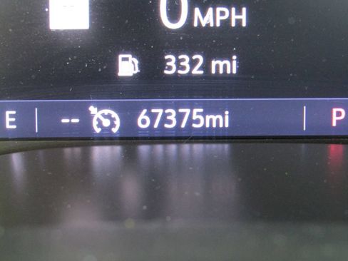 Used 2021 Chevrolet Colorado Z71 w/ Safety Package AWD/4WD image 29