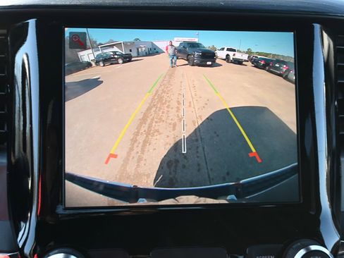 Used 2024 RAM 1500 Laramie image 13