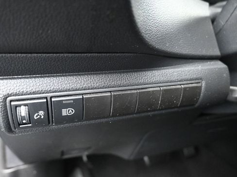 Used 2023 Toyota Corolla LE image 11