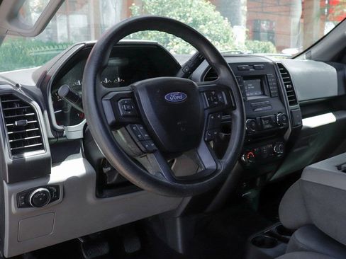 Used 2017 Ford F150 XLT RWD image 18
