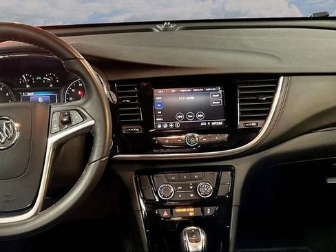 Used 2022 Buick Encore Preferred w/ Safety Package image 8