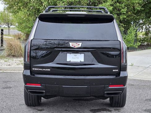 New 2026 Cadillac Escalade Platinum Sport w/ LPO, Floor Liner Package AWD/4WD image 41