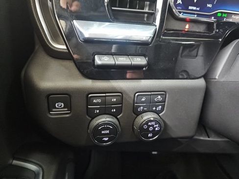 Used 2023 Chevrolet Silverado 1500 LTZ w/ LTZ Premium Package AWD/4WD image 13
