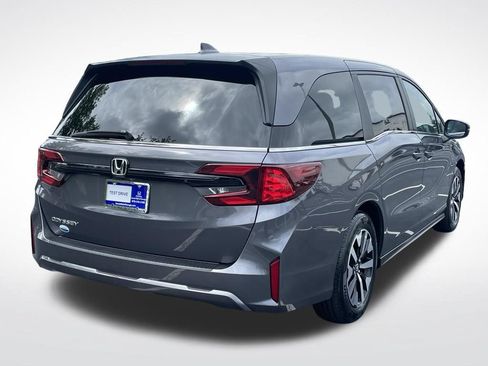 Certified 2025 Honda Odyssey EX-L image 6