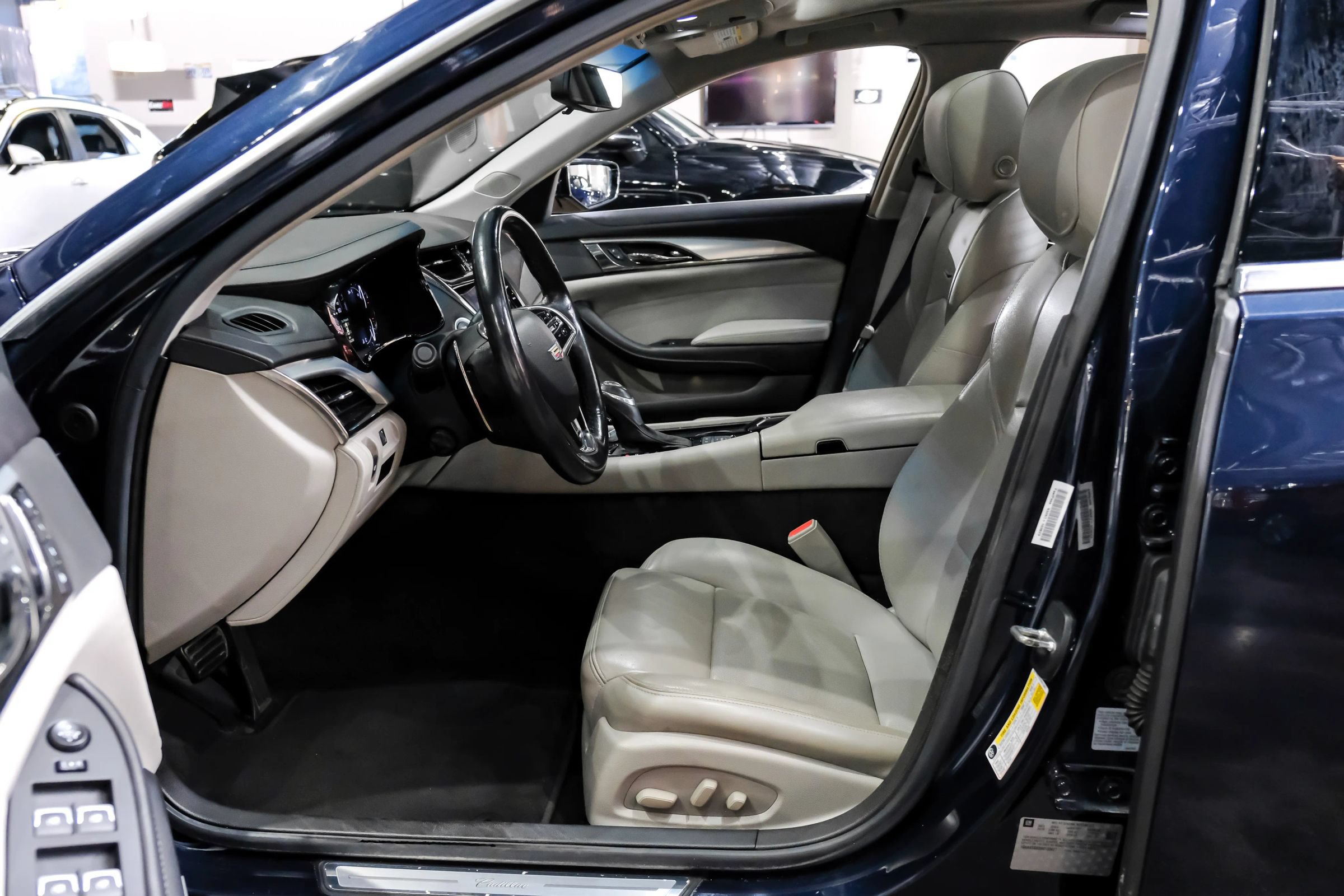 Used 2017 Cadillac CTS Luxury AWD/4WD image 4
