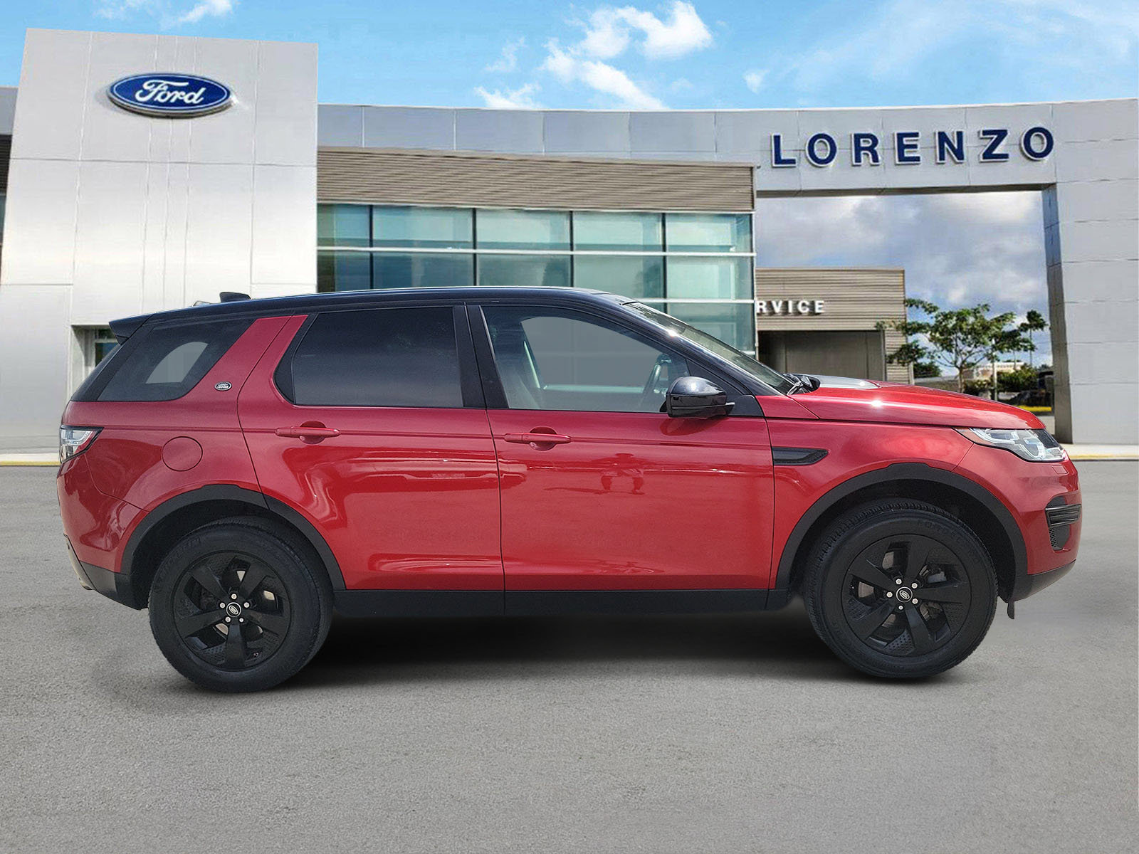 Used 2019 Land Rover Discovery Sport SE AWD/4WD image 4