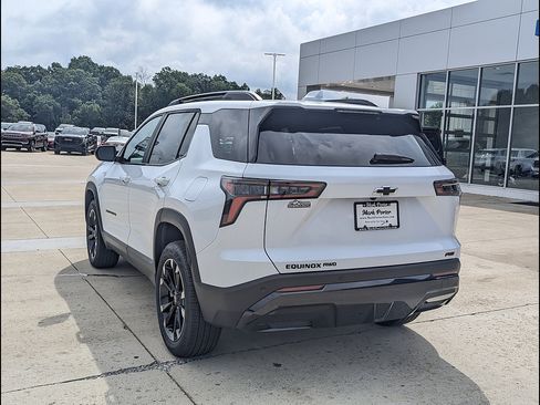 New 2026 Chevrolet Equinox RS AWD/4WD image 8