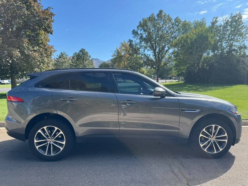 Used 2017 Jaguar F-PACE Premium AWD/4WD image 2