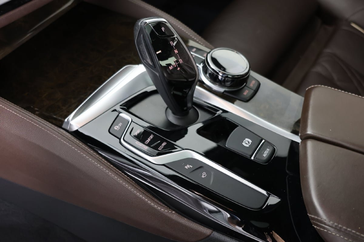 Used 2018 BMW M550i xDrive AWD/4WD image 6