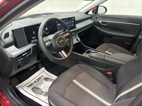 Used 2025 Hyundai Sonata SEL image 9