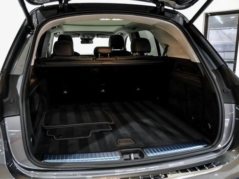 Used 2025 Mercedes-Benz GLE 350 4MATIC w/ AMG Line Exterior image 51