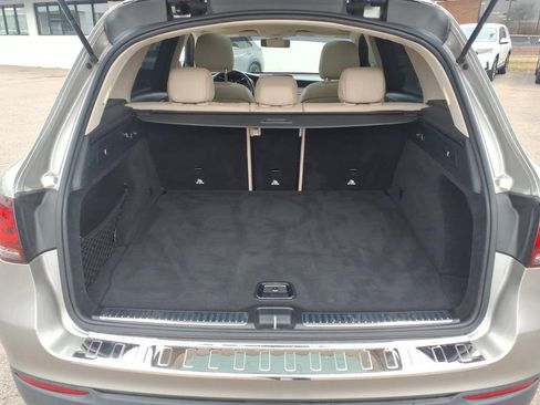 Used 2020 Mercedes-Benz GLC 300 GLC 300 image 26