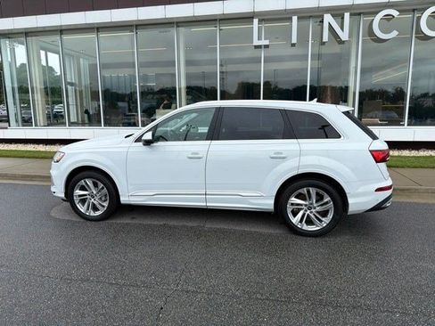 Used 2022 Audi Q7 3.0T Premium Plus w/ Premium Plus Package AWD/4WD image 6