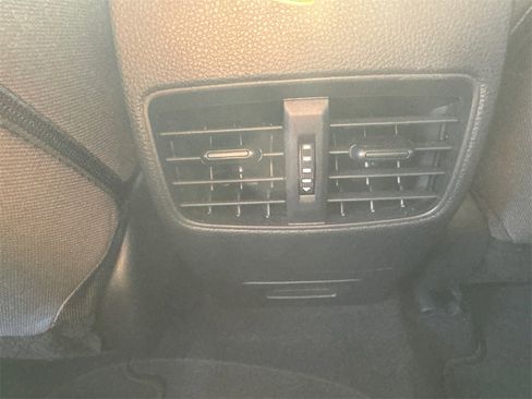 Certified 2024 Toyota Corolla Cross LE image 22