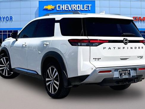 Used 2024 Nissan Pathfinder Platinum w/ Cargo Package AWD/4WD image 4