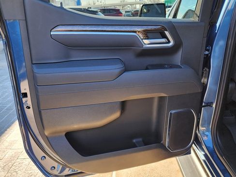 New 2026 GMC Sierra 1500 Elevation w/ LPO, Elevation Black Package image 40