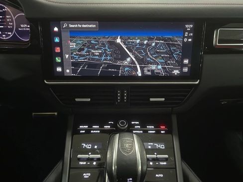 Certified 2023 Porsche Cayenne Turbo S AWD/4WD image 13