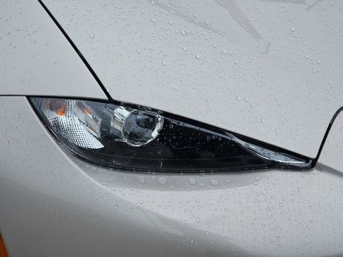 Used 2023 MAZDA MX-5 Miata Grand Touring image 32