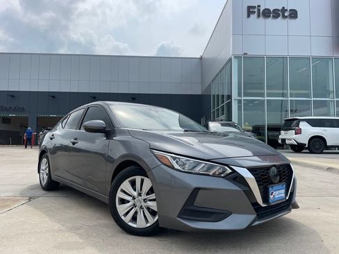 Certified 2022 Nissan Sentra S FWD image 1