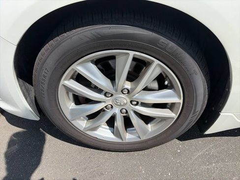 Used 2015 INFINITI Q50 Premium w/ Navigation Package AWD/4WD image 12