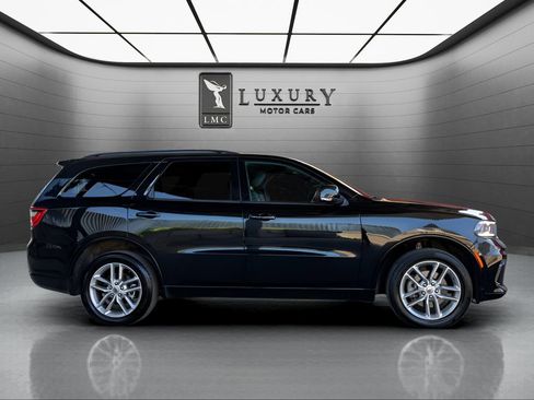 Used 2024 Dodge Durango GT AWD/4WD image 9