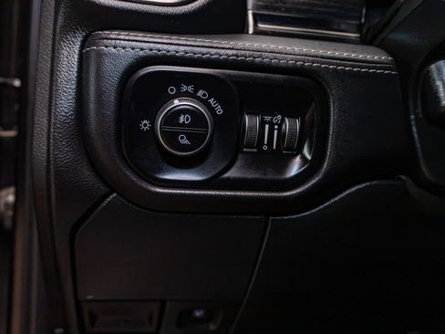 Used 2024 RAM 3500 Limited w/ Night Edition AWD/4WD image 20