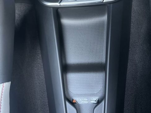 Used 2023 Chevrolet Corvette Stingray Premium Cpe image 40