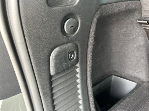 Used 2023 Dodge Durango GT image 36