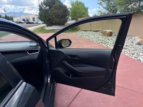 Used 2024 Toyota Corolla LE FWD image 29