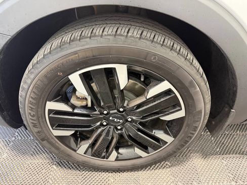 Used 2023 Kia Telluride SX X-Line AWD/4WD image 41