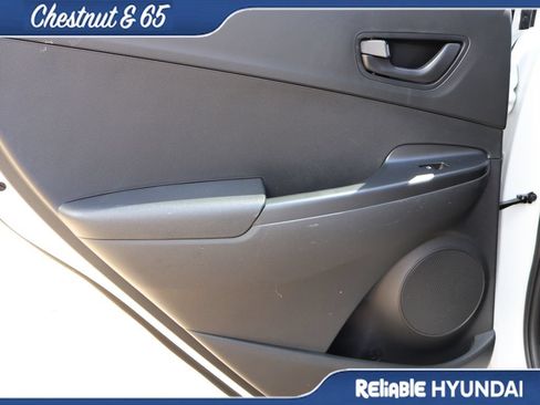 Used 2022 Hyundai Kona SEL w/ Cargo Package FWD image 17