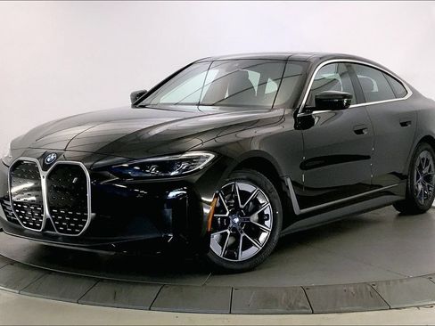 Used 2023 BMW i4 eDrive35 w/ Premium Package RWD image 10