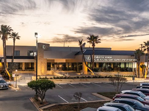 New 2026 Lexus UX 300h Design F SPORT image 3