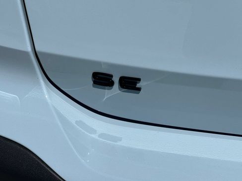 Certified 2026 Volkswagen Taos SE FWD image 27