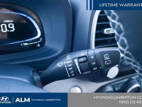 New 2026 Hyundai Venue SEL FWD image 29
