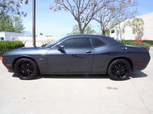 Used 2016 Dodge Challenger R/T w/ Blacktop Package image 11
