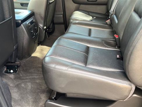 Used 2013 Chevrolet Avalanche LT RWD image 37