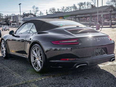 Used 2017 Porsche 911 Carrera image 20