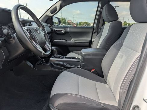 Used 2023 Toyota Tacoma TRD Sport AWD/4WD image 23