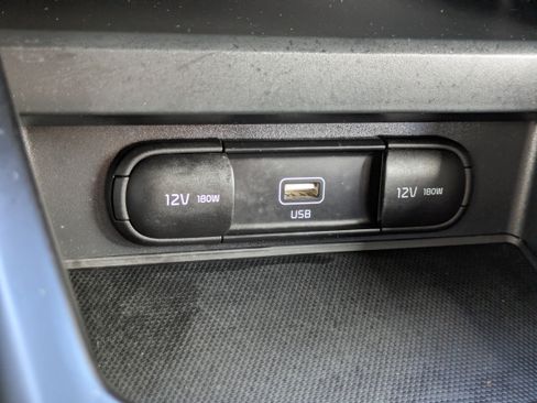 Used 2021 Kia Soul LX FWD image 24