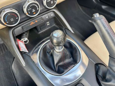 Used 2016 MAZDA MX-5 Miata Grand Touring RWD image 47