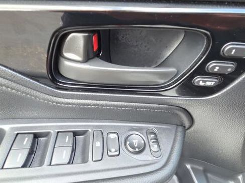 Used 2025 Honda Odyssey Touring image 31